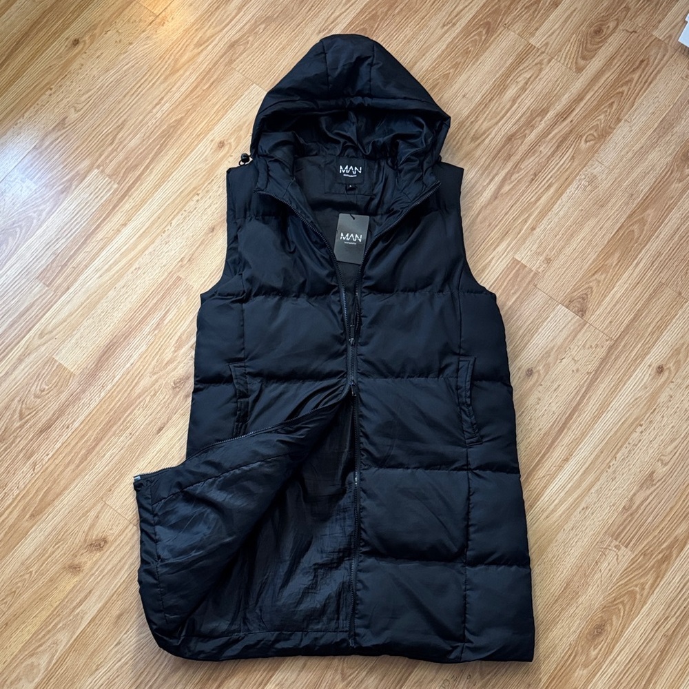 Boohoo Man Black Puffer Vest ✨ size L
